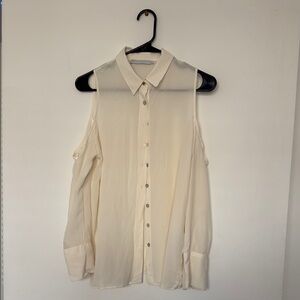 Silk and cashmere 100% silk cold shoulder ivory blouse